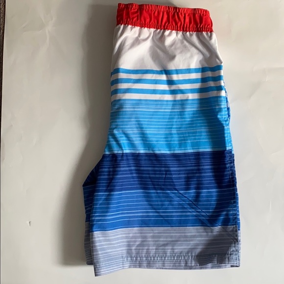 BOYS SWIMMING SHORTS - Picture 2 of 4